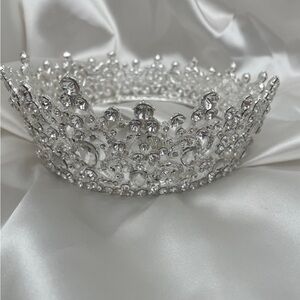 Elegant Silver Crystal Tiara